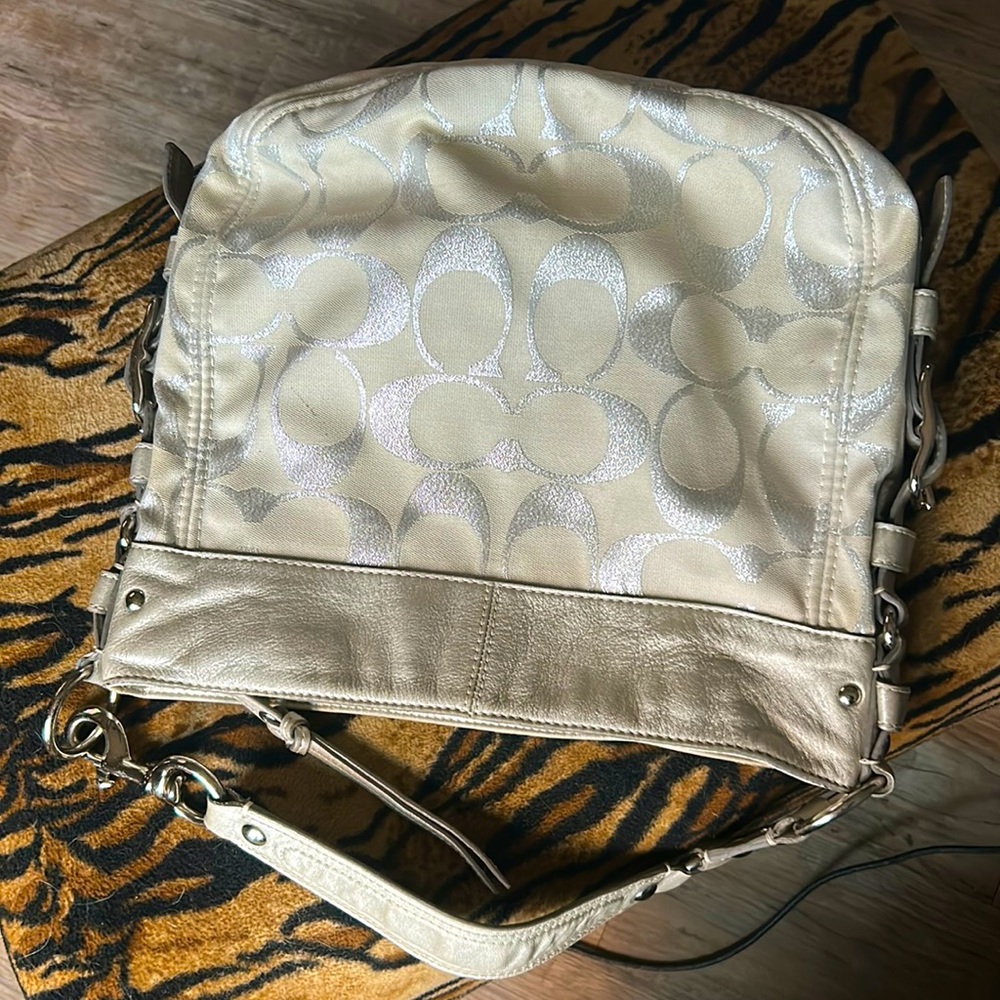 Coach, B0973-13672 Signature Carly Bag